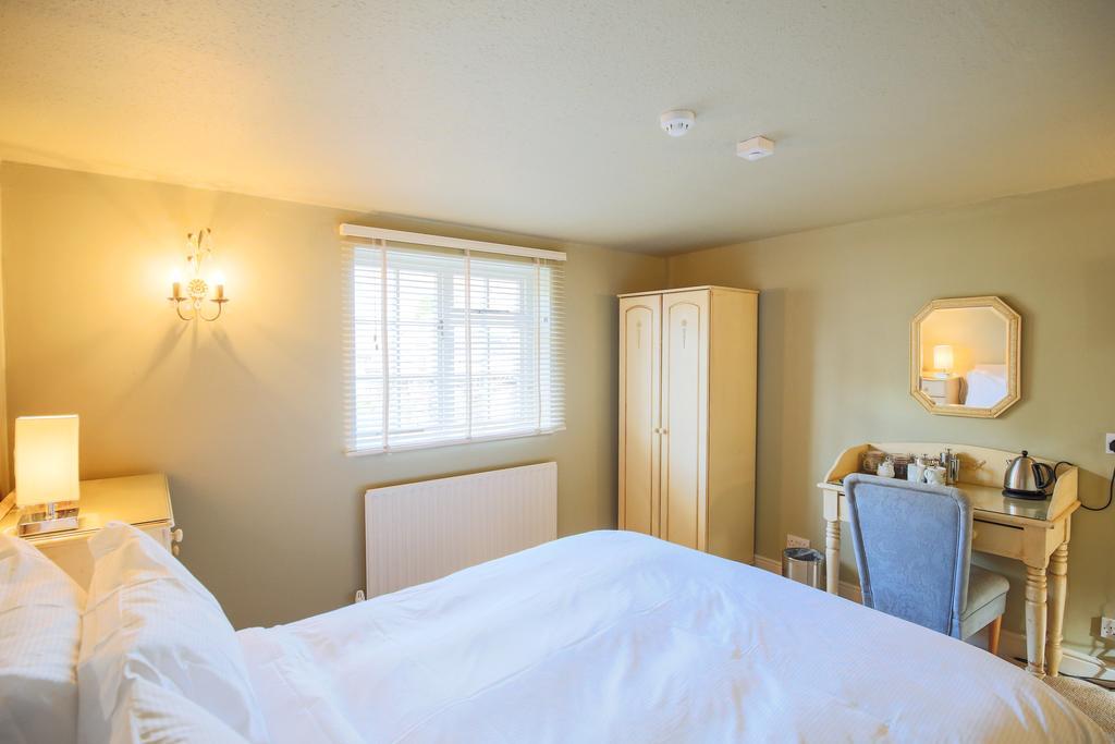 Fantinos Bed & Breakfast Thirsk Exterior photo