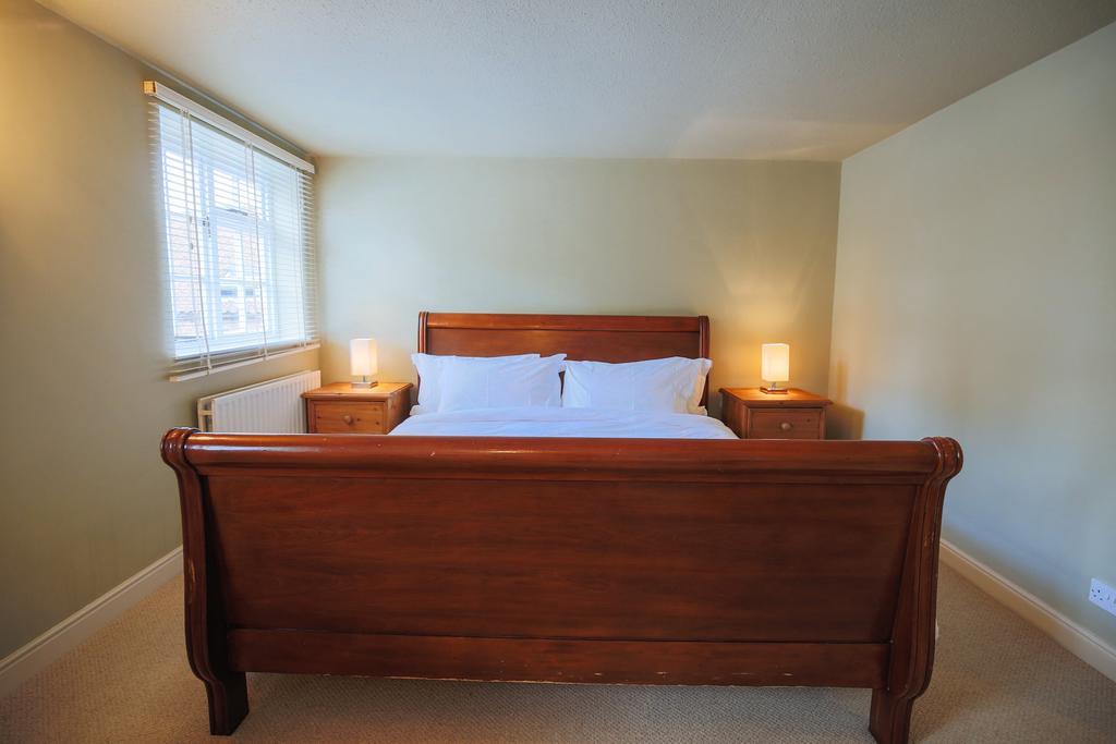 Fantinos Bed & Breakfast Thirsk Exterior photo