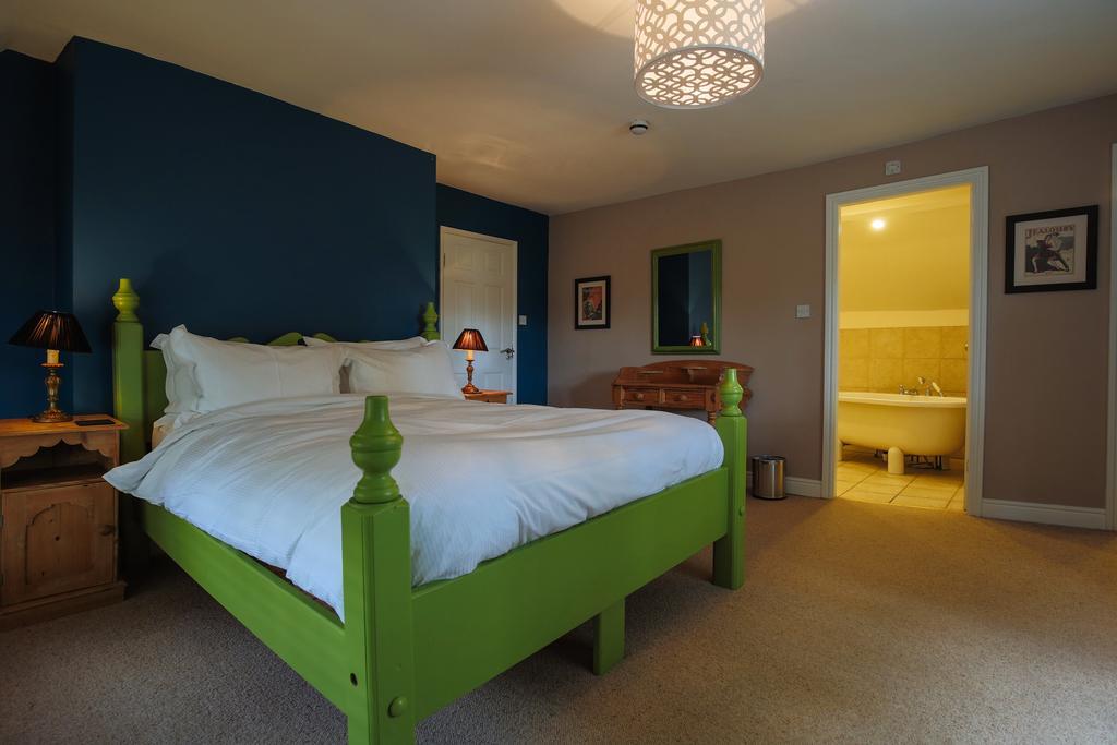 Fantinos Bed & Breakfast Thirsk Exterior photo